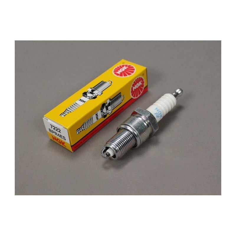 Svečka NGK BPR4ES